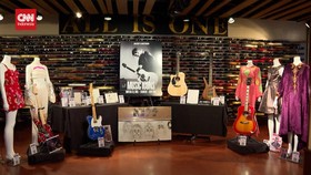 VIDEO: Gitar Kurt Cobain hingga Kostum Taylor Swift Mulai Dilelang