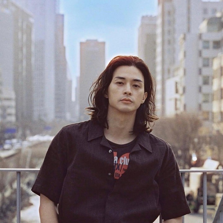 <p>Kim Ji Hoon sendiri bukan wajah baru dalam industri drama dan film Korea. Ia memulai debutnya pada tahun 2002. (Foto: Instagram @jiraishin99)</p>