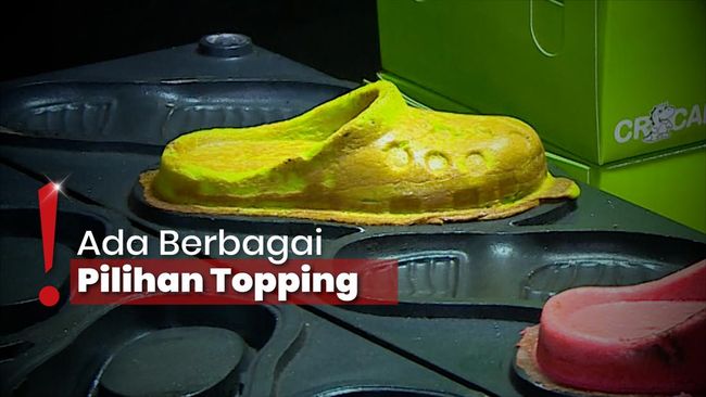 Jajanan Viral Crocakes Bentuk Sandal, Bahannya Dikirim dari China
