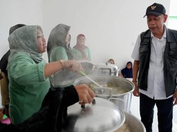 Gibran Bareng Wamensos Tinjau Kampung Nelayan Sejahtera di Indramayu