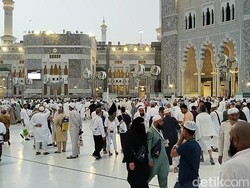 Jemaah Haji Wanita Disarankan Pakai Diaper Selama Wukuf, Ini Tujuannya