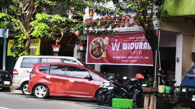 Ayam goreng Widuran yang ada di Solo, Jawa Tengah, ternyata tidak halal.