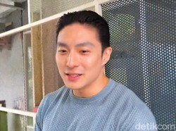 Sikap Giorgio Antonio Ditanya Status Hubungan dengan Sarwendah