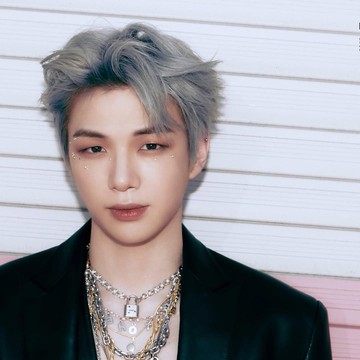 Kang Daniel Umumkan Comeback dengan Mini Album 'Glow to Haze'