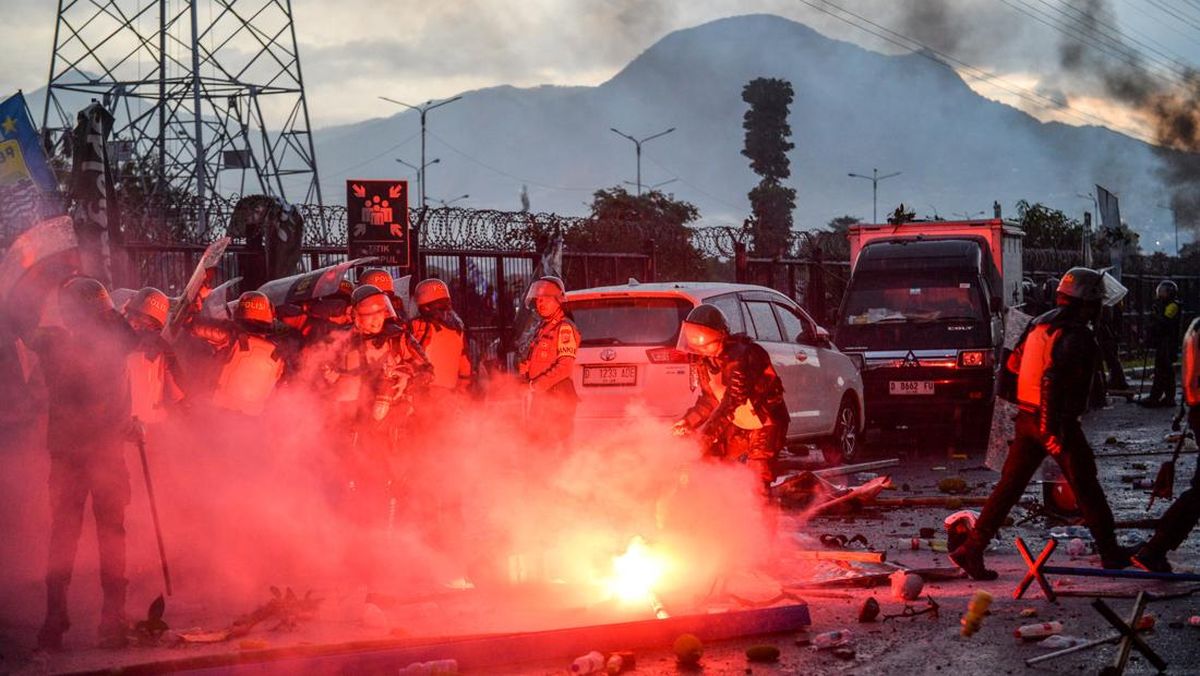 Polisi Tangkap Perusak Stadion GBLA yang Dicari Dedi Mulyadi