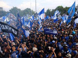 Antusiasme Bobotoh Saksikan Persib yang Lebih Segar