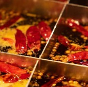 Rutin Konsumsi Makanan Pedas Berlebihan Setiap Hari, Ini Dampak Buruknya bagi Kesehatan!