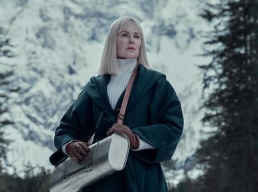 img-title Nicole Kidman Menyesal Usai Meluruskan Rambut Keriting Alaminya