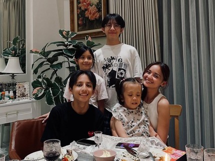5 Potret Putri Joanna Alexandra Rayakan Ultah ke-8, Tumbuh Ceria Meski Idap Penyakit Langka