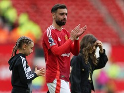 Video: Bruno Fernandes Pilih Bertahan di MU