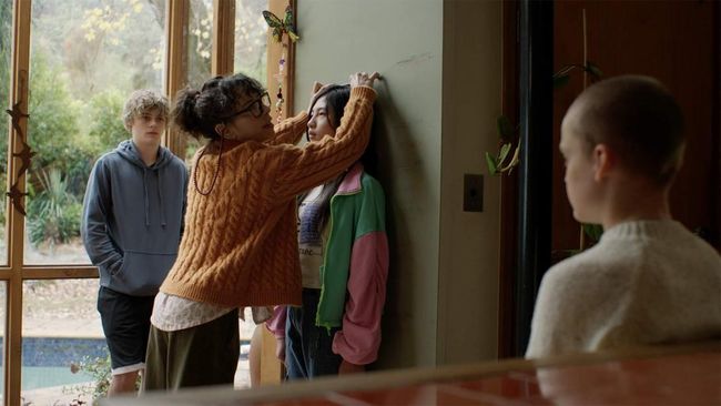 Bring Her Back, film baru dari sutradara Talk to Me, akan tayang mulai 6 Juni di bioskop Indonesia.