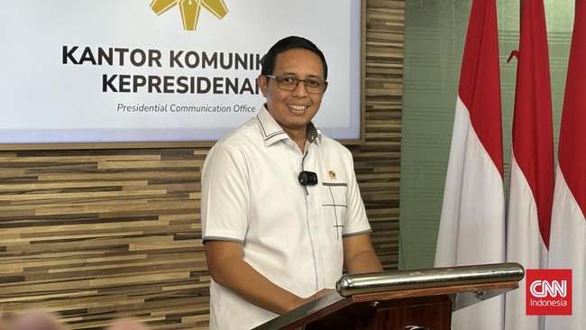 Kepala Kantor Kepresidenan Hasan Nasbi buka suara soal dugaan intimidasi terhadap penulis opini di kolom Detik.com.