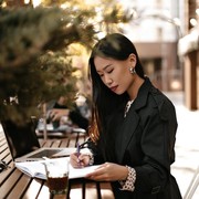 Ramalan Zodiak Minggu Ini: Hubungan, Karier, dan Keuangan di 26 Mei - 1 Juni 2025