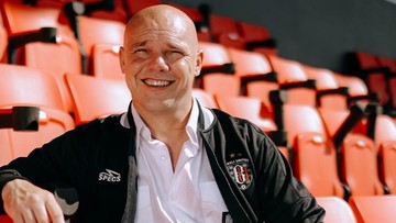 Berita Olahraga Terkini CNN Sport : Johnny Jansen Resmi Jadi Pelatih Baru Bali United