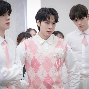 4 Grup K-Pop Fiksi dalam Drakor yang Mencuri Perhatian Penggemar