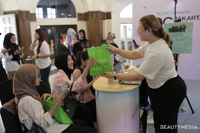 Keseruan Roadshow 