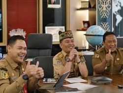 Gubernur Kalteng Larang Keras Penahanan Ijazah oleh Sekolah