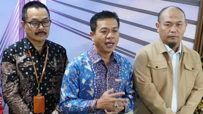 Pemerintah Kabupaten Bandung, di bawah kepemimpinan Bupati Dadang Supriatna kembali mencatatkan prestasi membanggakan dalam pengelolaan keuangan daerah.