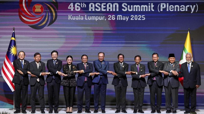 Presiden RI Prabowo Subianto menghadiri Konferensi Tingkat Tinggi (KTT) ke-46 ASEAN di Kuala Lumpur Convention Centre (KLCC), Malaysia, Senin (26/5).