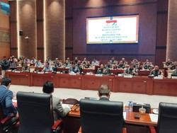 Komisi I DPR Rapat Tertutup dengan Panglima TNI dan 3 Kepala Staf
