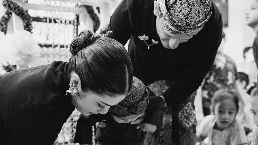 Tedak Siten Anak Bungsu Nadiem Makarim