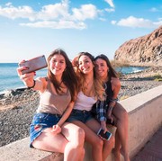 Tipe-tipe Zodiak Kalau Diajak Traveling, Kamu Jadi Si Planner, Fotografer, atau Tukang Ngaret?