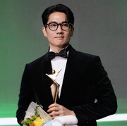 Keluar dari Zona Nyaman, Aktor Um Tae Goo Siap Jadi MC untuk Variety Show Baru