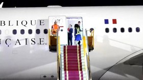 Viral Presiden Prancis Macron Ditoyor Istri Jelang ke RI, Cekcok?