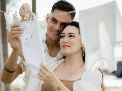 Amanda Gonzales & Christian Rontini Sambut Kelahiran Bayi Perempuan di Tanggal Cantik