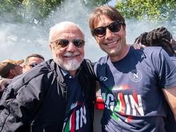 Agar Conte Mau Bertahan, Presiden Napoli Tebar Janji