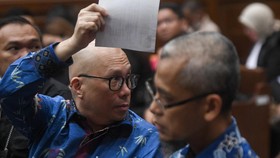 Eks Dirut Taspen Beli Tanah Rp4 Miliar Gunakan Nama Pacar