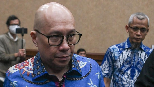 KPK menyita total aset sebesar Rp28 miliar dari eks Dirut Taspen Antonius Kosasih yang didakwa merugikan negara Rp1 triliun dalam sidang korupsi hari ini.