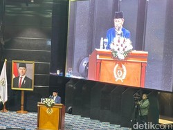 Pramono Bakal Bikin Perda Hapus KJP bagi Siswa Ketahuan Merokok