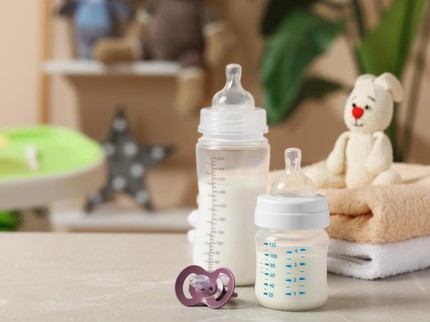10 Rekomendasi Botol Susu Bayi Terbaik yang Aman