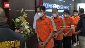 VIDEO: 5 WN Tiongkok Ditangkap Imigrasi, Kasus TPPO Modus Biro Jodoh