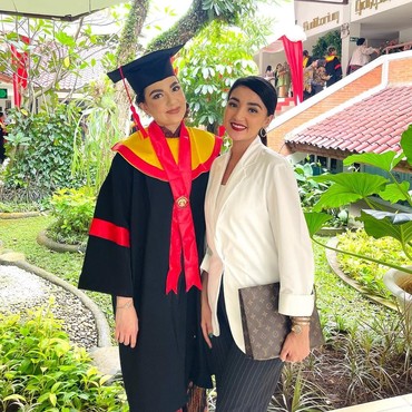 Pendidikan Tsania Marwa Calon Kakak Ipar Izzat Anak Najwa Shihab