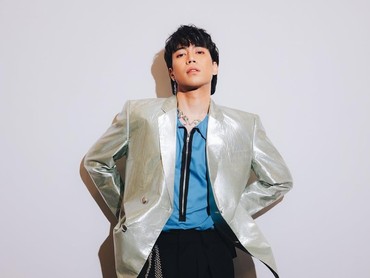 img-title Lirik Lagu 'Nuansa Bening' Ciptaan Keenan Nasution yang Dinyanyikan Vidi Aldiano