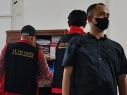 Dugaan Kredit Fiktif, Kejari Ponorogo Geledah Kantor Dukcapil Selama 7 Jam