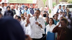 Menko Zulhas Bangga Kopdes Merah Putih Bumi Sari Lampung Beroperasi