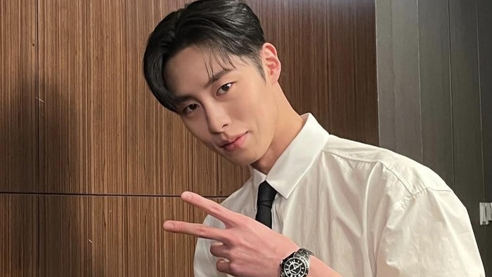 Agensi Umumkan Jadwal Keberangkatan Wajib Militer Aktor Korea Lee Jae Wook
