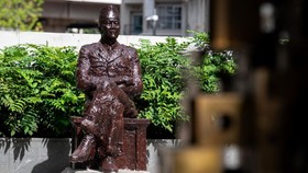 Puan Resmikan Patung Bung Karno di KBRI Tokyo