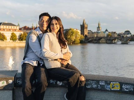 Momen Harmonis Rini Yulianti & Suami asal Korea, Intip 5 Kebersamaannya
