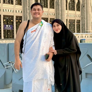 Tuntaskan Ibadah Haji, Ryana Dea Ceritakan Momen Terpisah dengan Suami di Tanah Suci