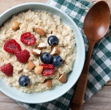 Rutin Konsumsi Semangkuk Oatmeal Setiap Pagi, Ini Manfaatnya bagi Tubuh