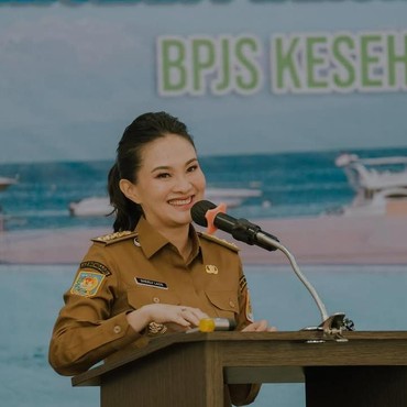 Profil Sherly Tjoanda yang Ramai Dijodohkan dengan Dedi Mulyadi