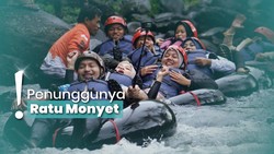 Asyik Main Air di Desa Pandarincang, Ada Mitos tentang Air Terjunnya