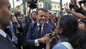 Netizen Serbu Akun Macron, Dituding Picu Macet Jakarta Rabu Sore