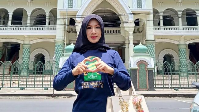 Heboh Video Ceramah Ustazah Transgender di Kendal