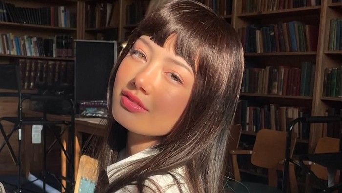 img-title Profil Miku Martineau, Pemeran Yumeko di Serial Netflix