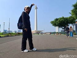 Cerita di Balik Lensa: Belum Sah ke Monas Kalau Belum Pose Foto Ini